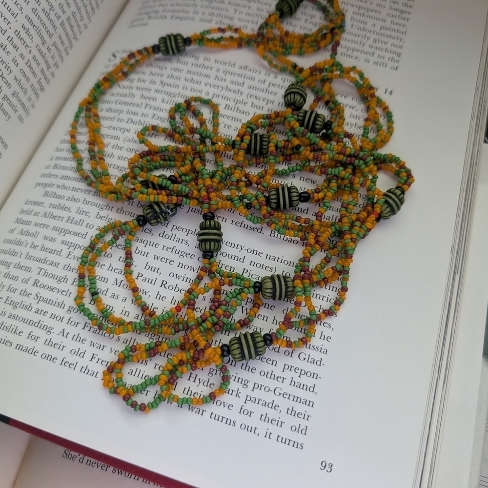 Multicolor Beaded Necklace - Picture 10 of 10